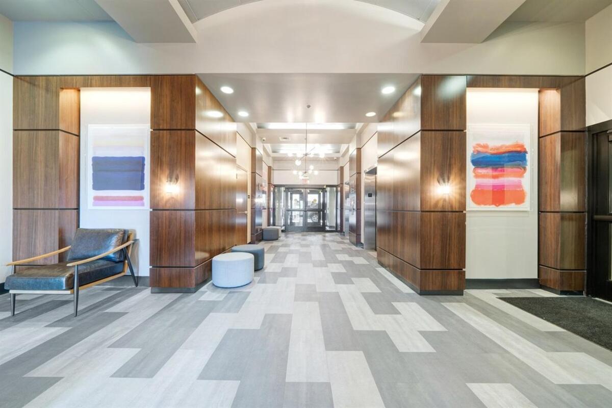 Modern Chic Heart Of Pittsburgh 24-7 Parking Gym Lounge Apartment Bagian luar foto