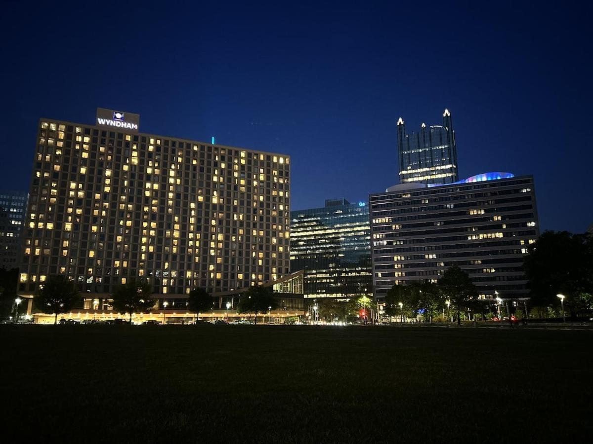 Modern Chic Heart Of Pittsburgh 24-7 Parking Gym Lounge Apartment Bagian luar foto
